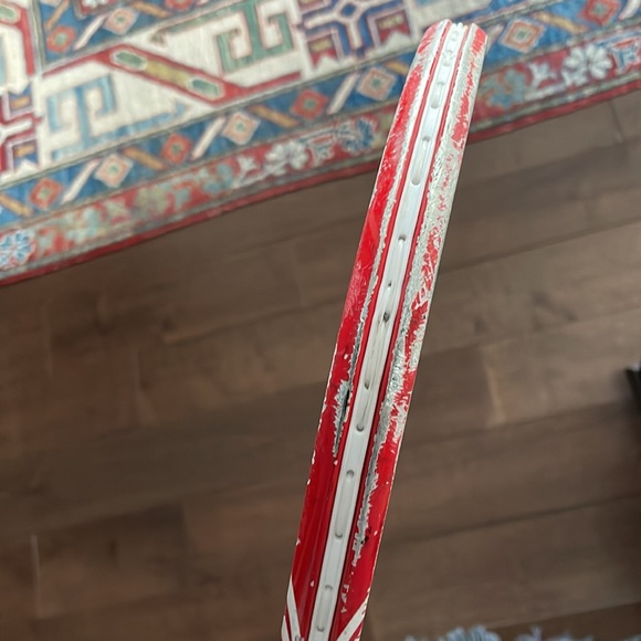 Wilson Federer 25 Junior Tennis Racquet - (Unisex) Grip Size: 3-7/8” - Picture 13 of 16